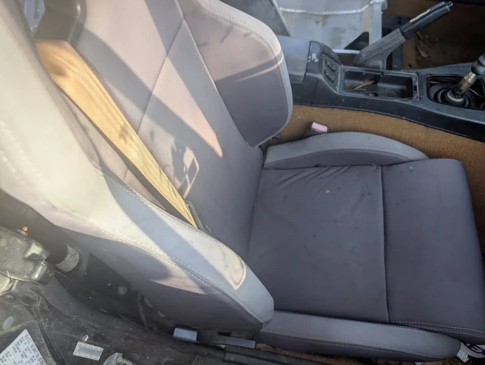 1996 Mazda NA MX-5 Miata - Image 6 of 15
