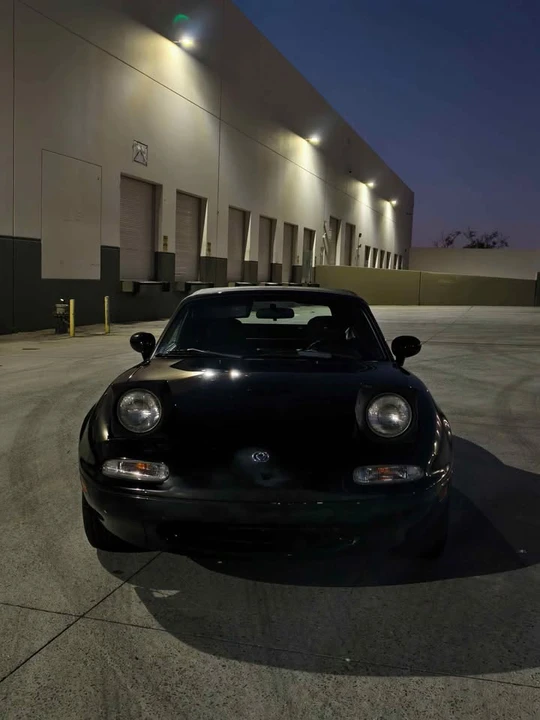 1996 Mazda NA MX-5 Miata - Image 4 of 10