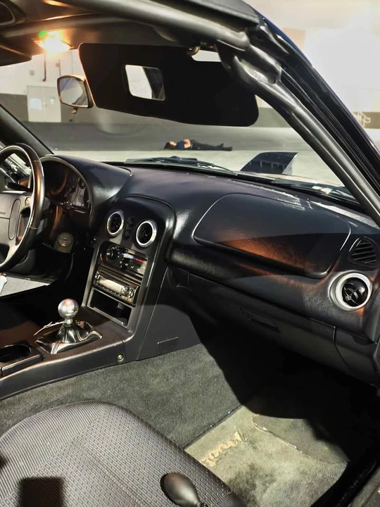 1996 Mazda NA MX-5 Miata - Image 7 of 10