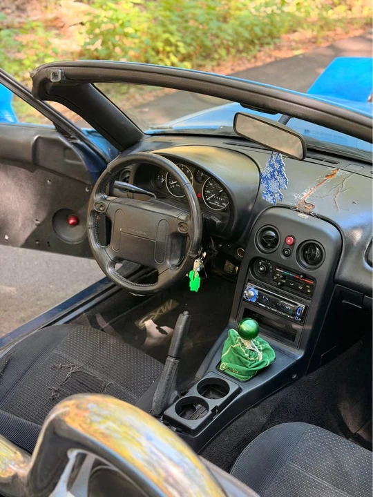 1996 Mazda NA MX-5 Miata - Image 13 of 20