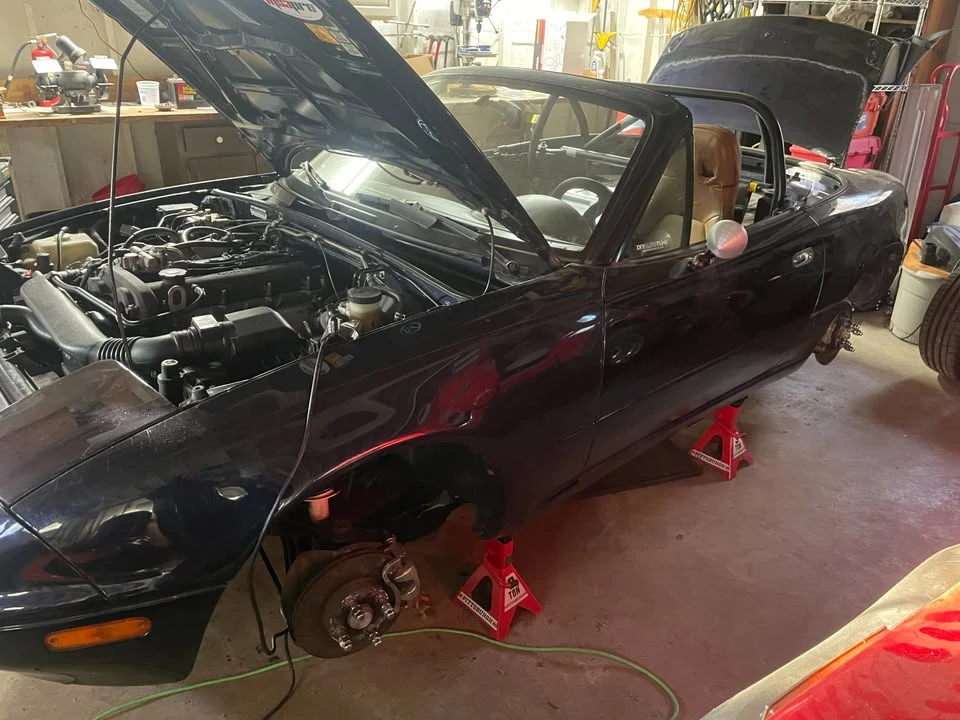 1996 Mazda NA MX-5 Miata - Image 6 of 11