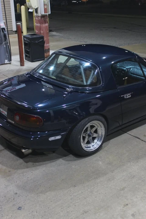 1996 Mazda NA MX-5 Miata - Image 2 of 12