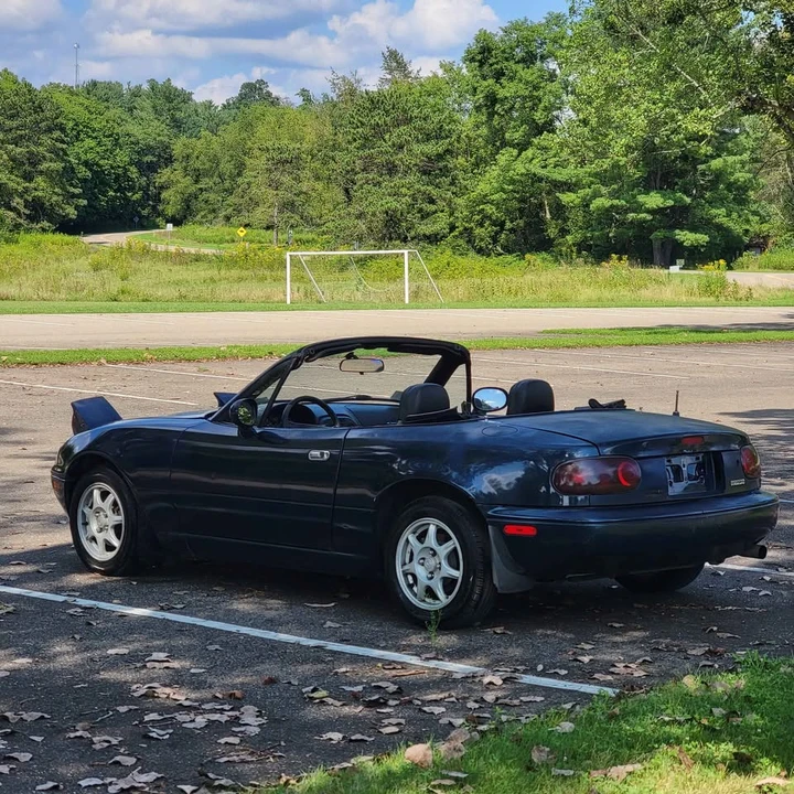 1996 Mazda NA MX-5 Miata - Image 3 of 17