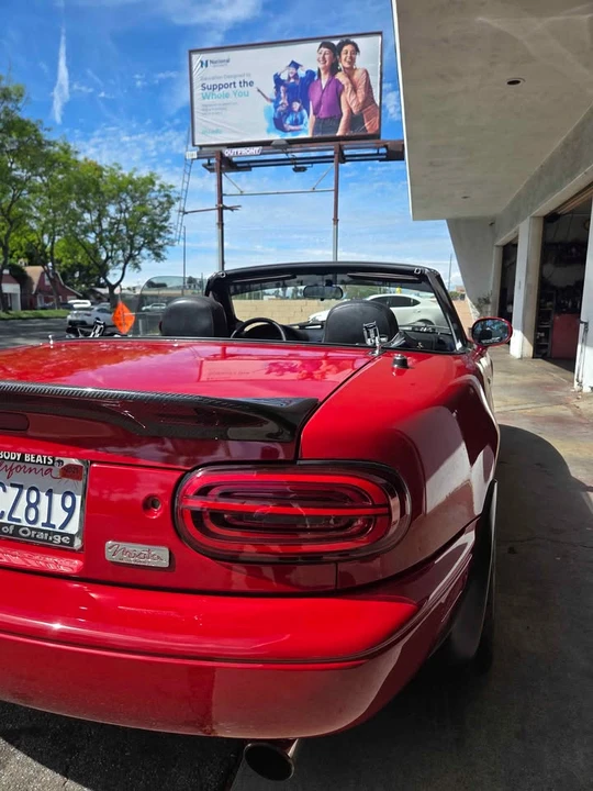 1996 Mazda NA MX-5 Miata - Image 2 of 10