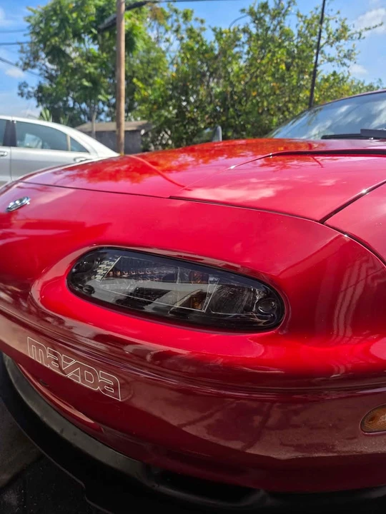 1996 Mazda NA MX-5 Miata - Image 5 of 10