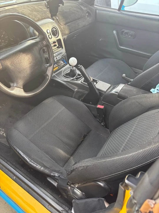 1996 Mazda NA MX-5 Miata - Image 4 of 4