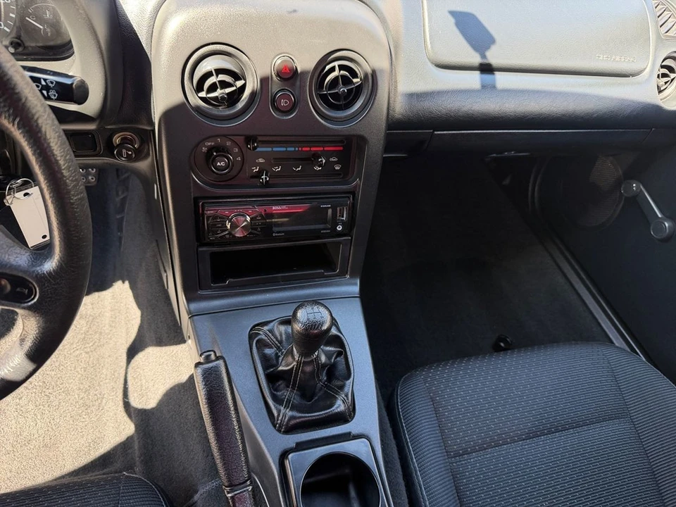 1996 Mazda NA MX-5 Miata - Image 21 of 21