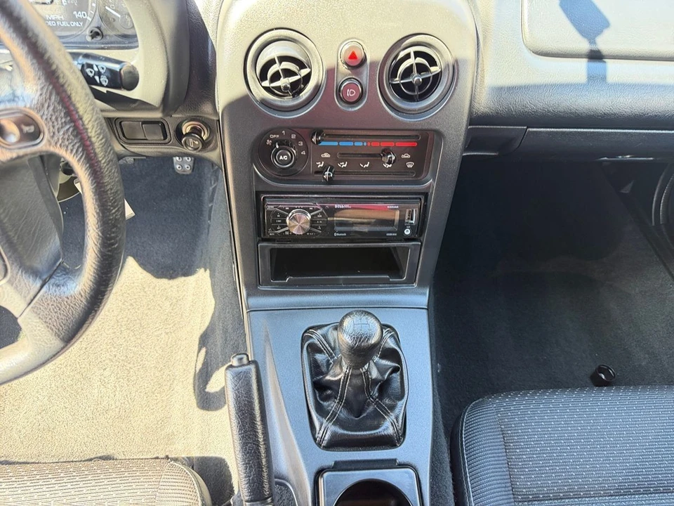 1996 Mazda NA MX-5 Miata - Image 18 of 21