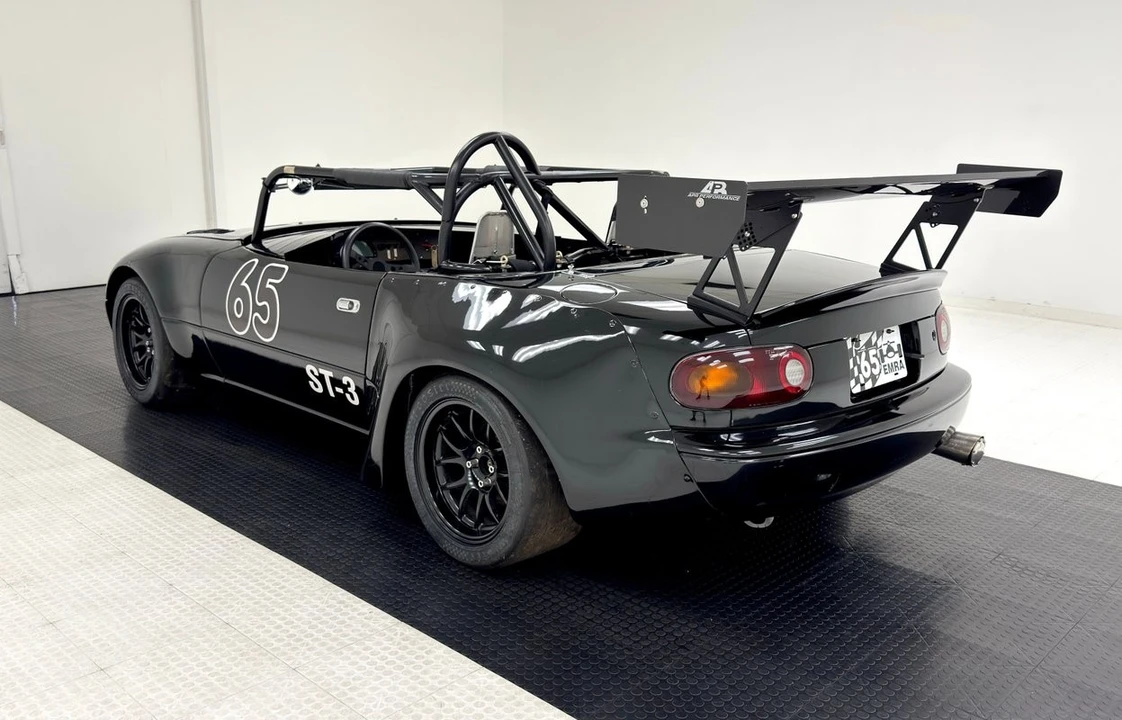 1996 Mazda NA MX-5 Miata - Image 3 of 12