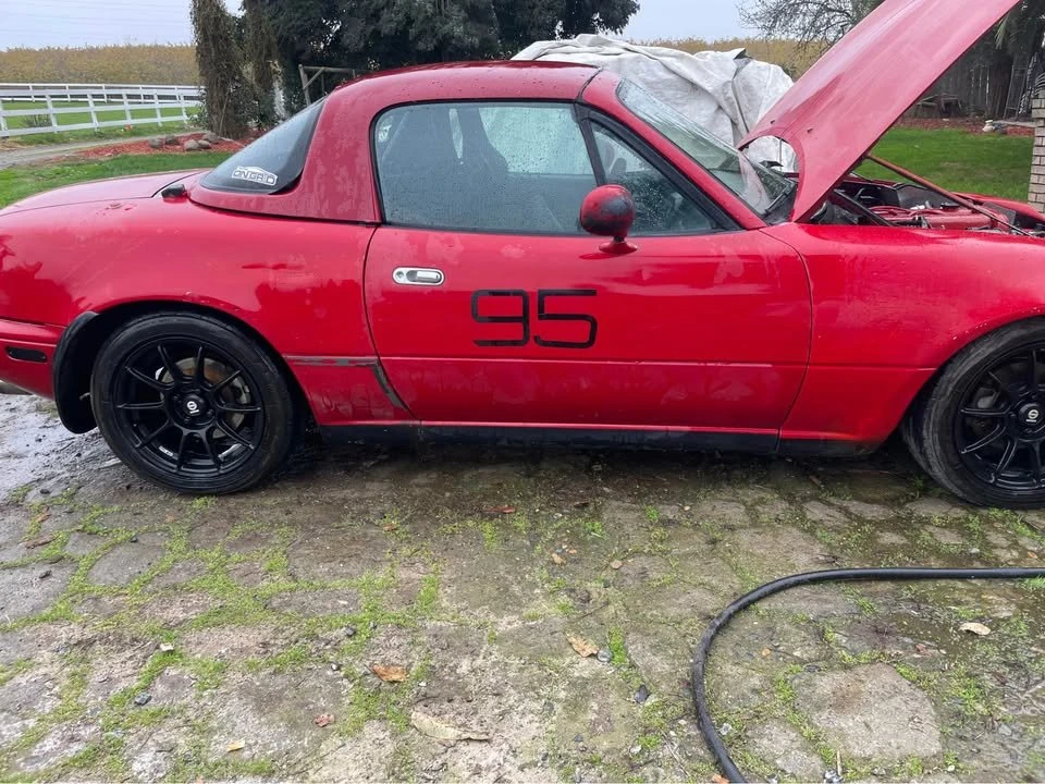 1996 Mazda NA MX-5 Miata - Image 2 of 7