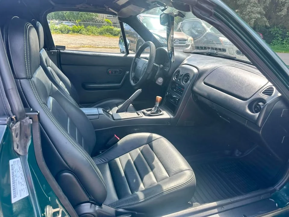 1996 Mazda NA MX-5 Miata - Image 15 of 17