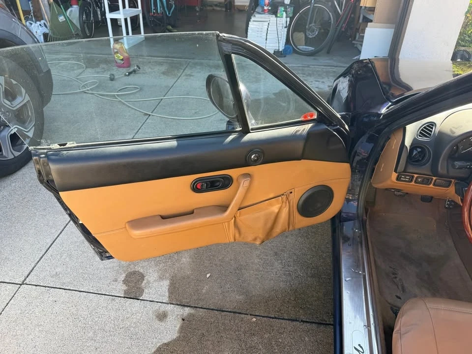 1996 Mazda NA MX-5 Miata - Image 16 of 20