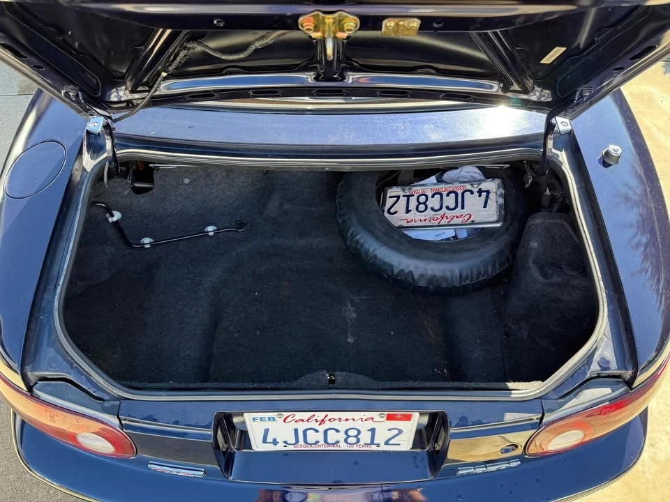 1996 Mazda NA MX-5 Miata - Image 4 of 20