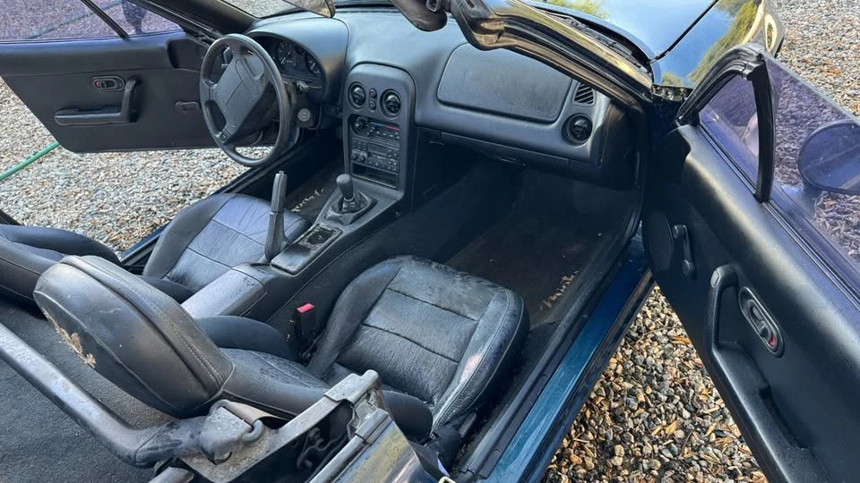 1996 Mazda NA MX-5 Miata - Image 8 of 10