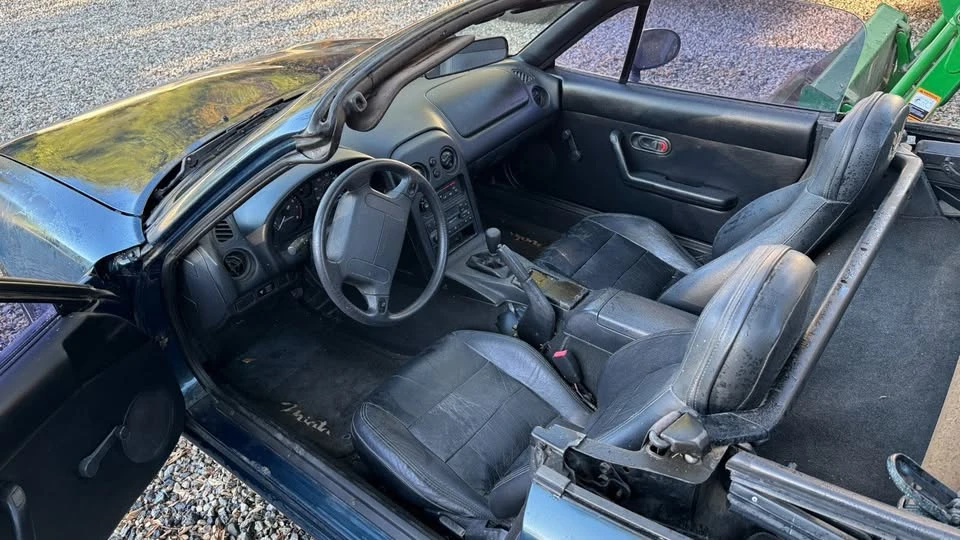 1996 Mazda NA MX-5 Miata - Image 6 of 10