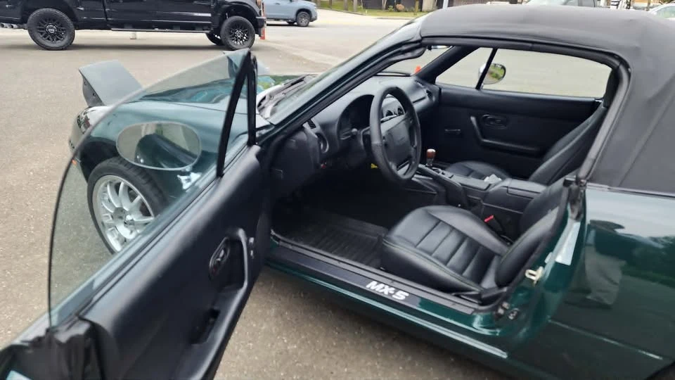 1996 Mazda NA MX-5 Miata - Image 18 of 20
