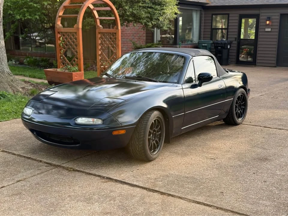 1996 Mazda NA MX-5 Miata - Image 2 of 20