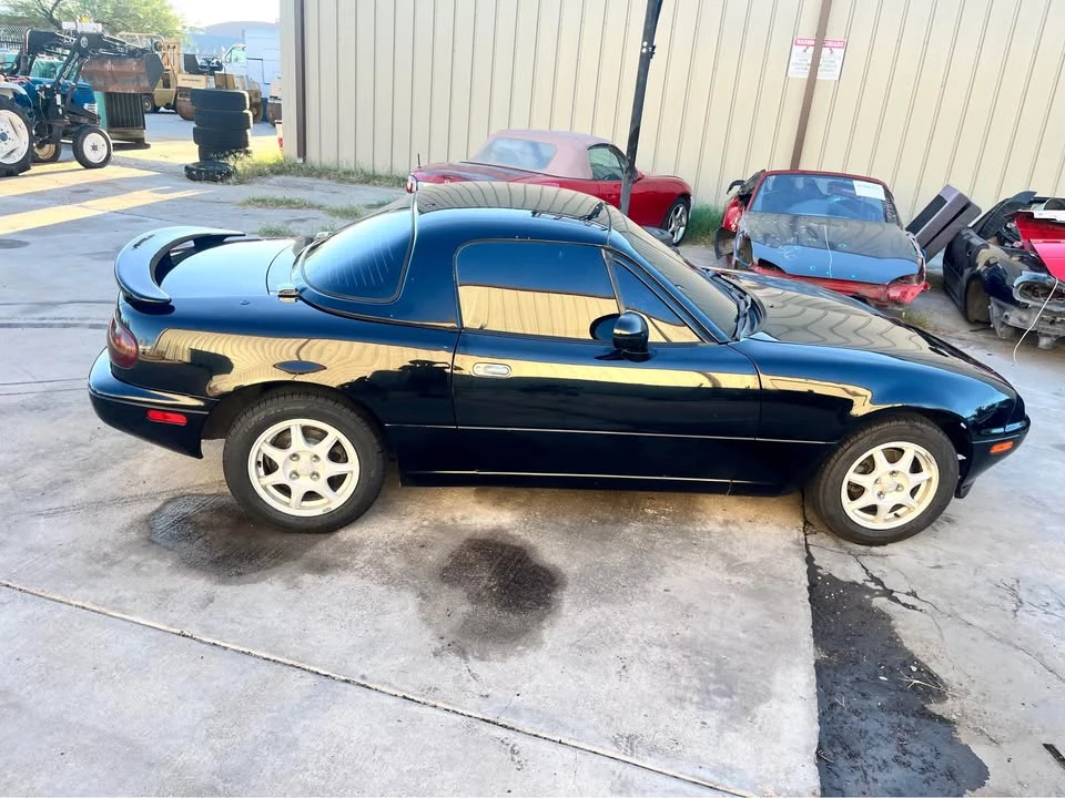 1996 Mazda NA MX-5 Miata - Image 5 of 19