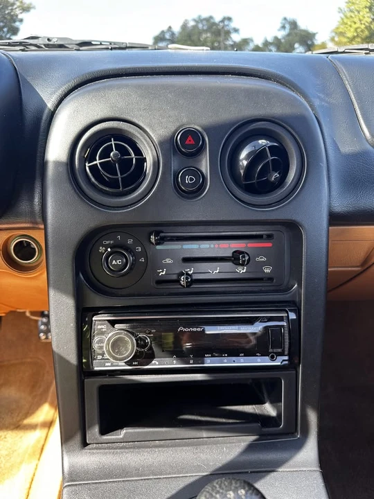 1996 Mazda NA MX-5 Miata - Image 17 of 20