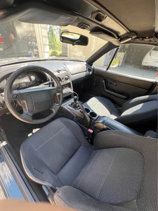 1996 Mazda NA MX-5 Miata - Image 5 of 7