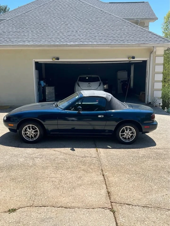 1996 Mazda NA MX-5 Miata - Image 2 of 7