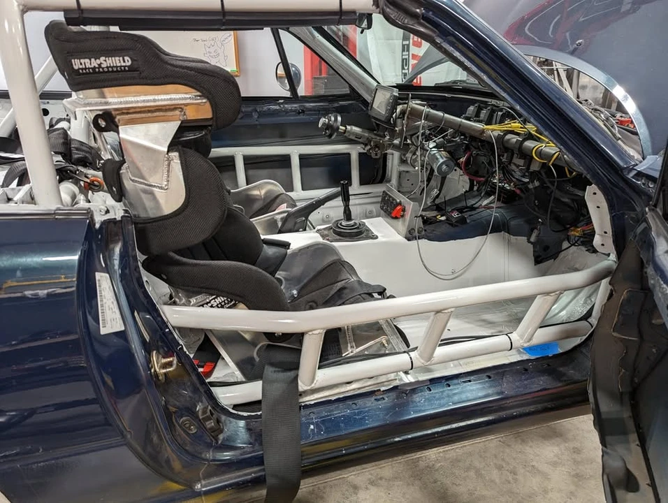 1996 Mazda NA MX-5 Miata - Image 4 of 4