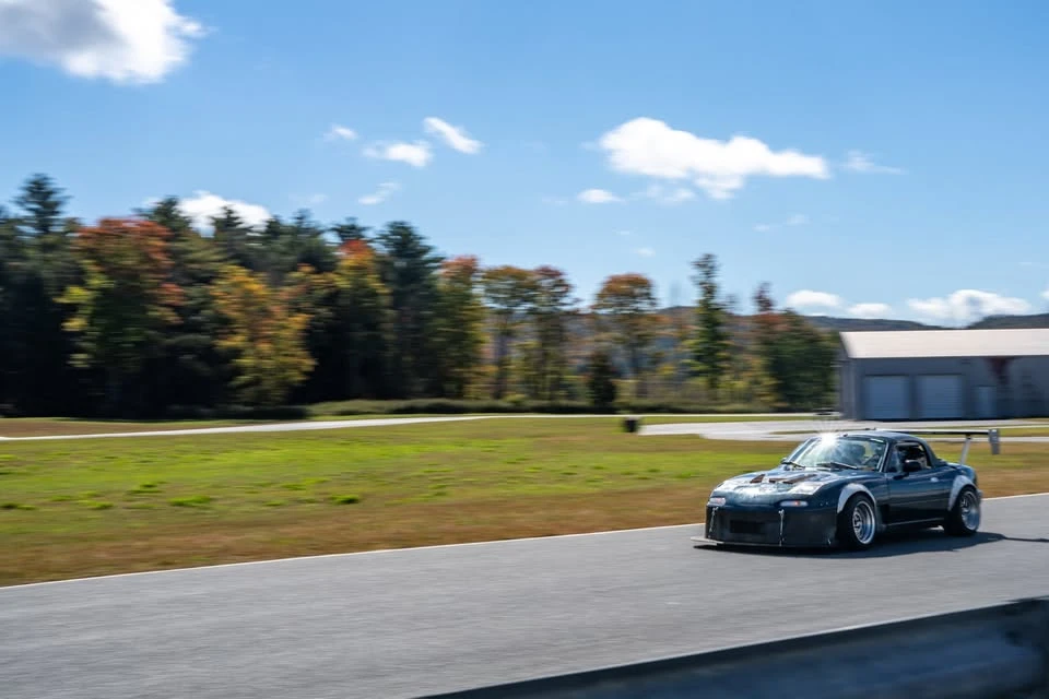 1996 Mazda NA MX-5 Miata - Image 3 of 4