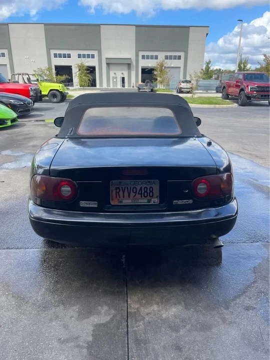 1996 Mazda NA MX-5 Miata - Image 6 of 7