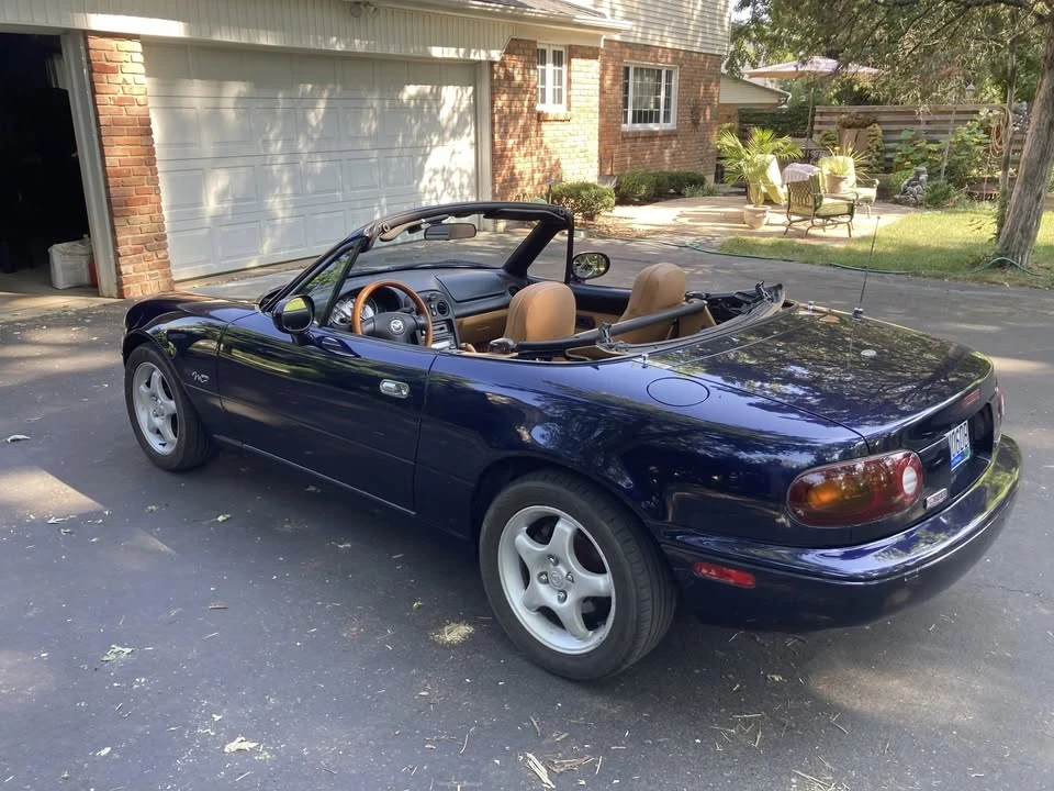 1996 Mazda NA MX-5 Miata - Image 11 of 14