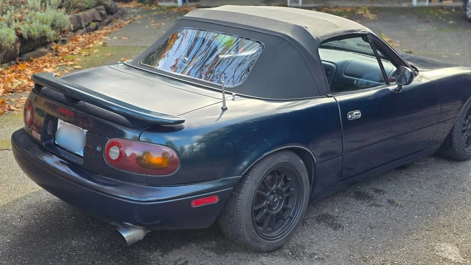 1996 Mazda NA MX-5 Miata - Image 5 of 11