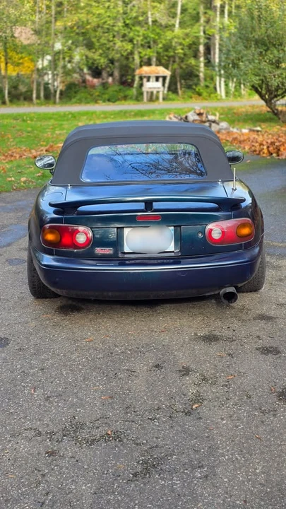 1996 Mazda NA MX-5 Miata - Image 2 of 11