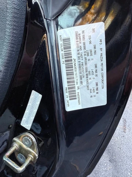1996 Mazda NA MX-5 Miata - Image 19 of 20
