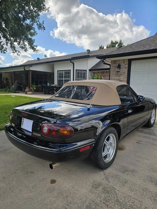 1996 Mazda NA MX-5 Miata - Image 2 of 19