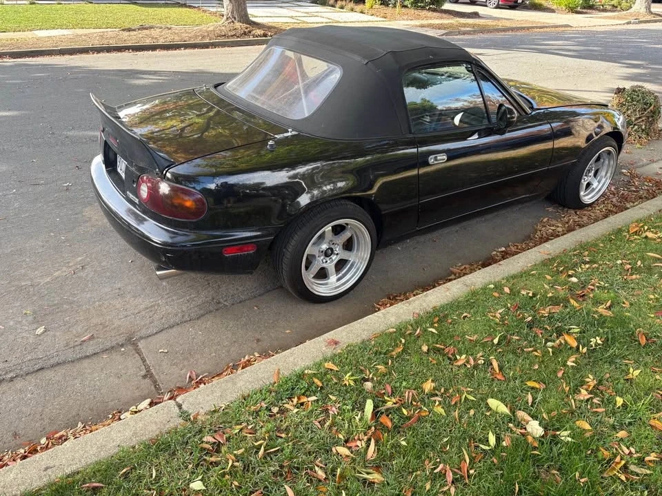1996 Mazda NA MX-5 Miata - Image 7 of 9