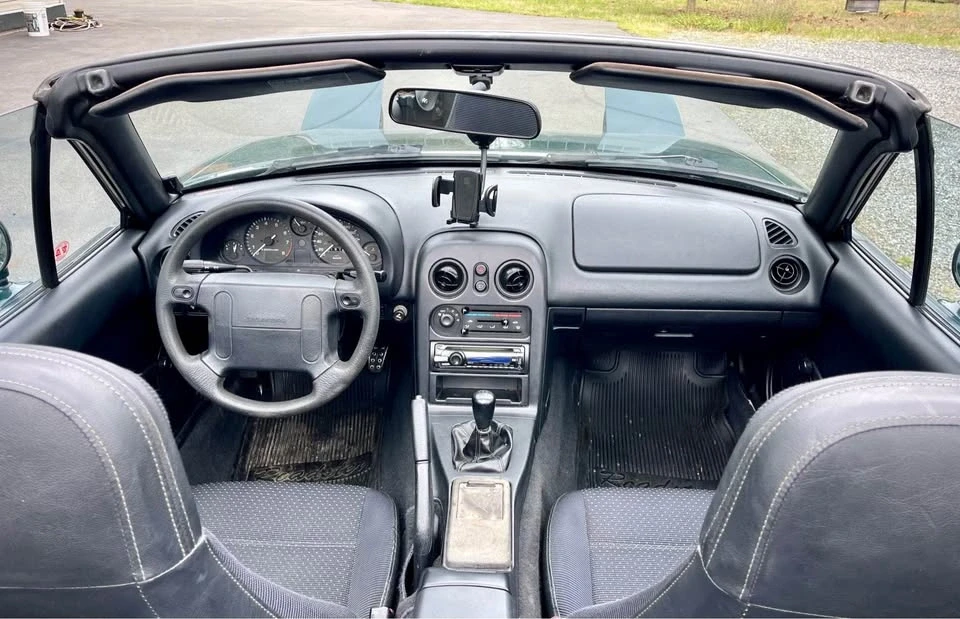 1996 Mazda NA MX-5 Miata - Image 18 of 19