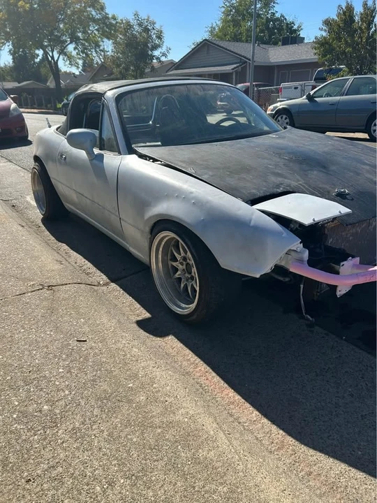 1996 Mazda NA MX-5 Miata - Image 2 of 4