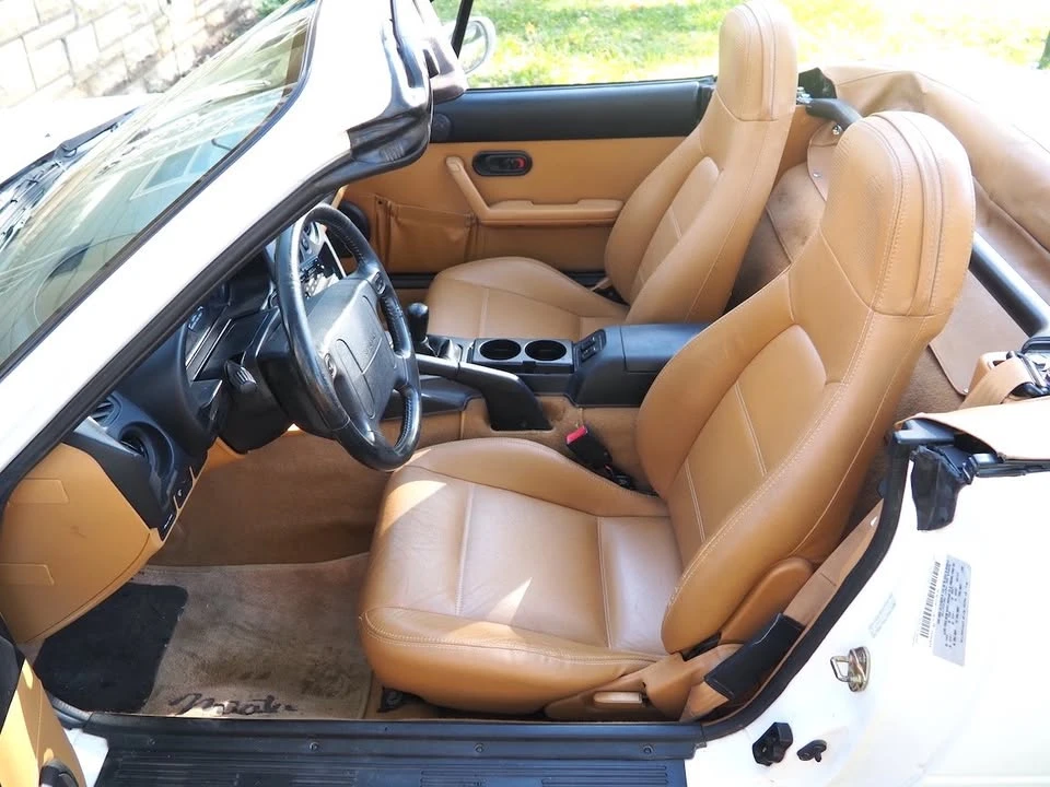 1996 Mazda NA MX-5 Miata - Image 7 of 12
