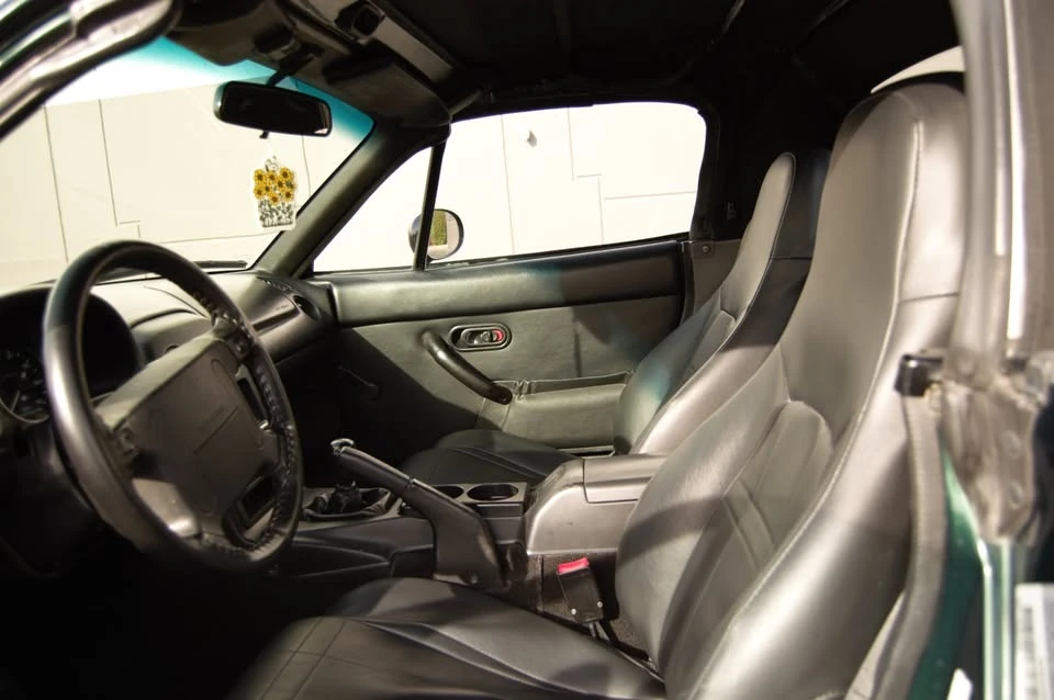 1996 Mazda NA MX-5 Miata - Image 10 of 16