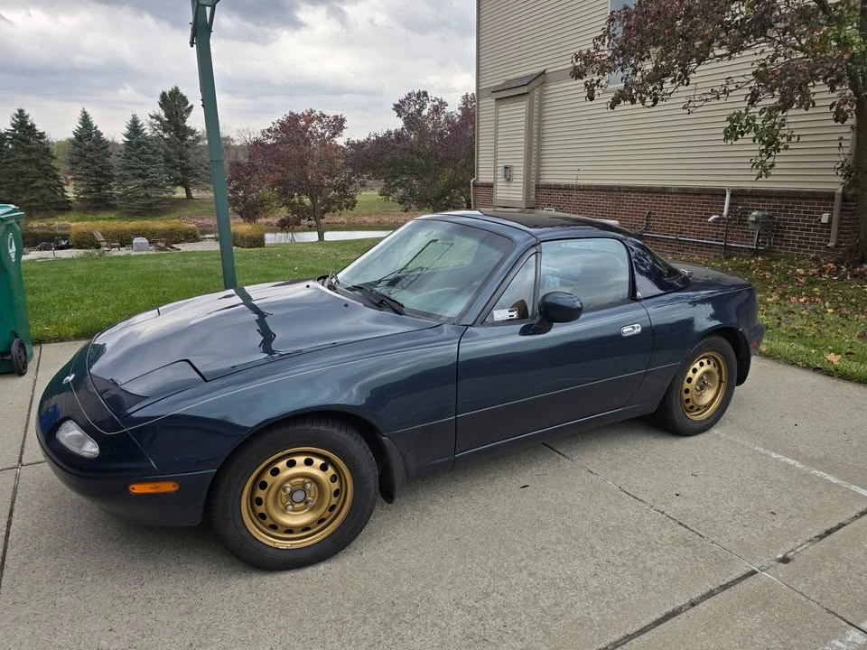 1996 Mazda NA MX-5 Miata - Image 2 of 17