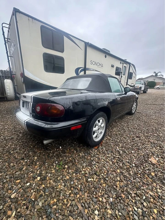 1996 Mazda NA MX-5 Miata - Image 4 of 11