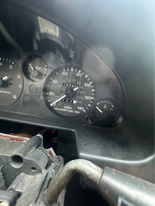 1996 Mazda NA MX-5 Miata - Image 9 of 11