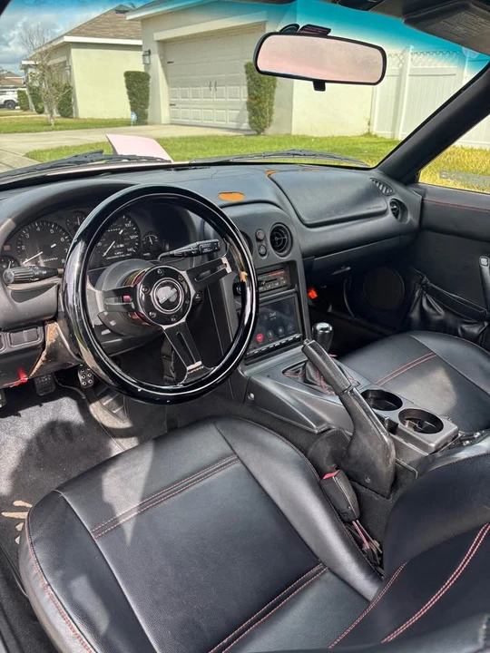 1996 Mazda NA MX-5 Miata - Image 15 of 20