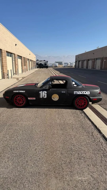 1996 Mazda NA MX-5 Miata - Image 3 of 12