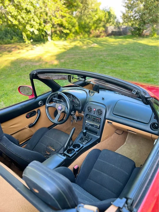 1996 Mazda NA MX-5 Miata - Image 6 of 16