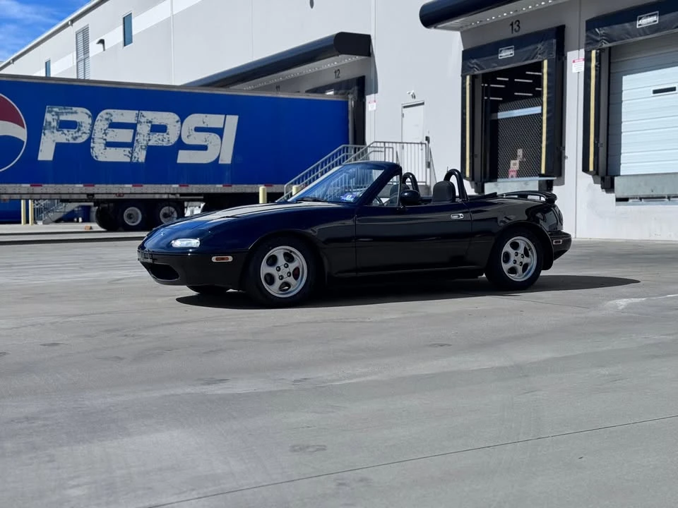 1996 Mazda NA MX-5 Miata - Image 4 of 20