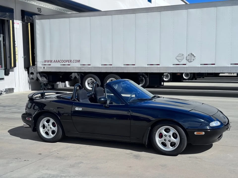 1996 Mazda NA MX-5 Miata - Image 17 of 20