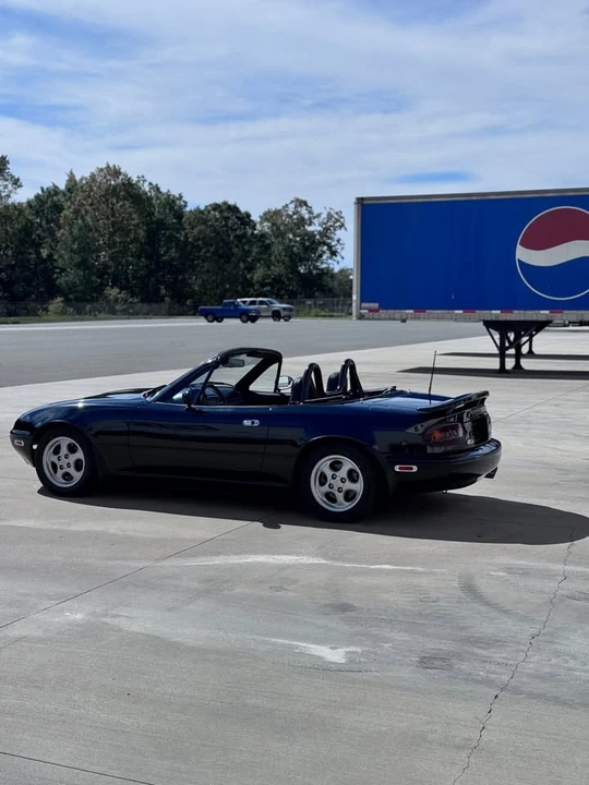 1996 Mazda NA MX-5 Miata - Image 10 of 20
