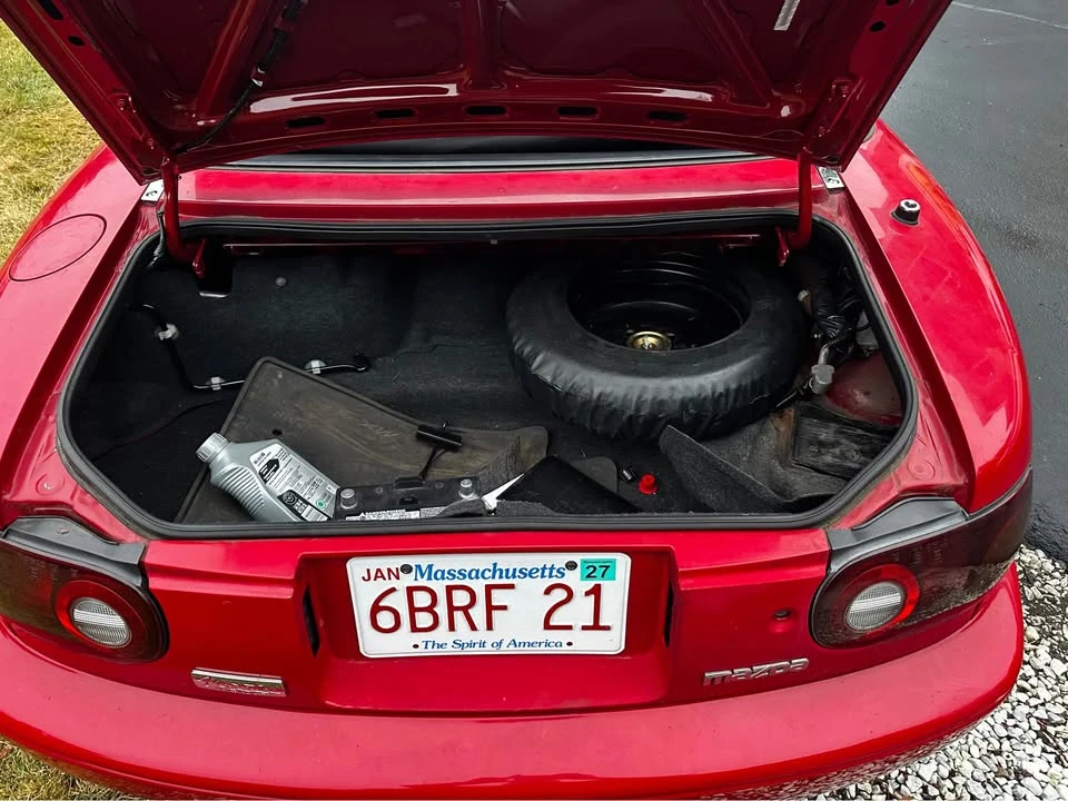 1996 Mazda NA MX-5 Miata - Image 9 of 11