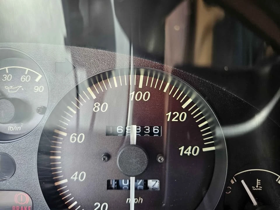 1996 Mazda NA MX-5 Miata - Image 6 of 6