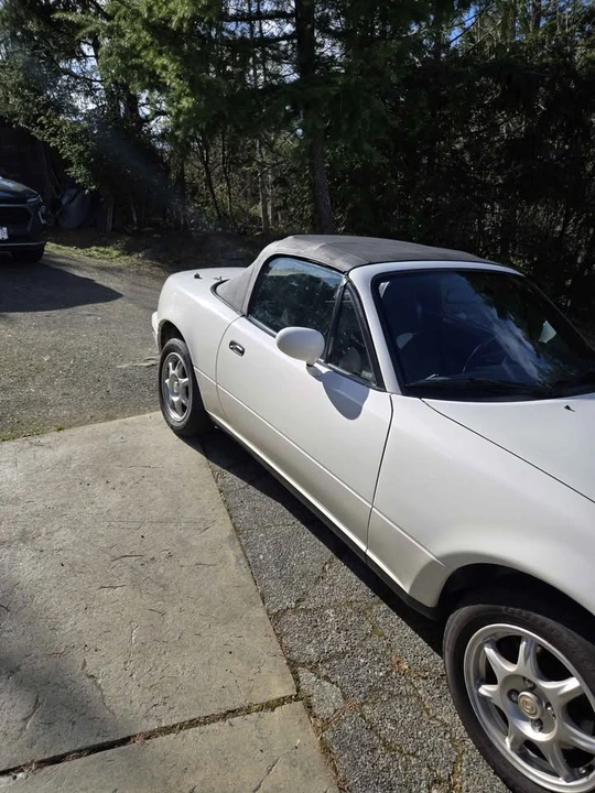 1996 Mazda NA MX-5 Miata - Image 16 of 18